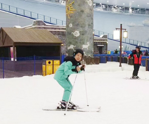 室内滑雪项目